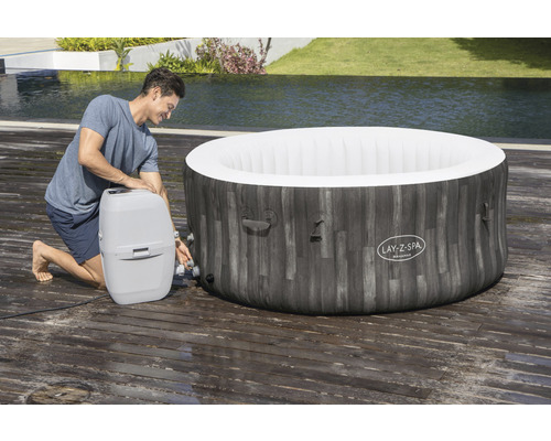 Lay-Z-Spa opblaasbare whirlpool met bedieningseenheid in de tuin
