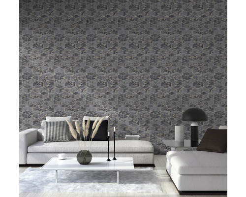 Woonkamer met grijs behang in een kubuspatroon en witte meubels voor een moderne sfeer