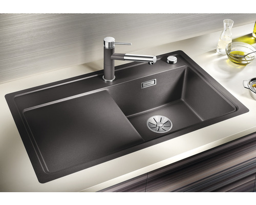 Spoelbak met afdruiprek en kraan