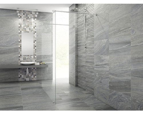 Moderne badkamer met grijze tegels, douche en wastafel