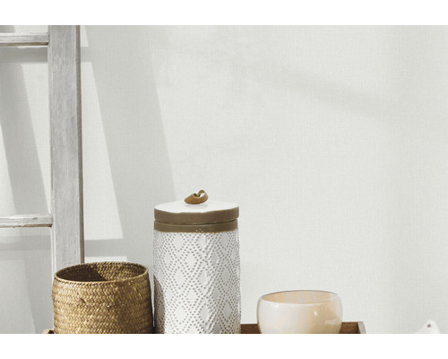 Decoratieve scène met een ladder, een mand en een pot