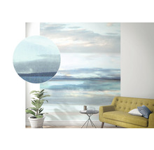 Wanddecoratie met landschapmotief in een woonkamer