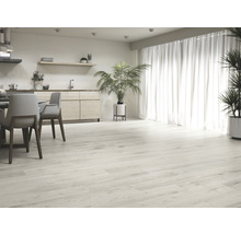 Wand- en vloertegel Yuka sabbia houtlook 29,5x120 cm gerectificeerd