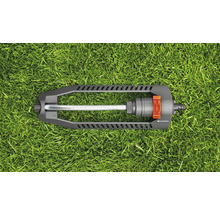 Gardena gazonsproeier op gras