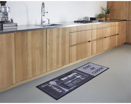 Afbeelding van een keuken met een keukenloper voor een keukenblok