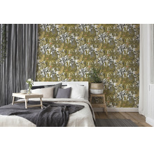 Slaapkamer met jungle behang, bed en decoraties