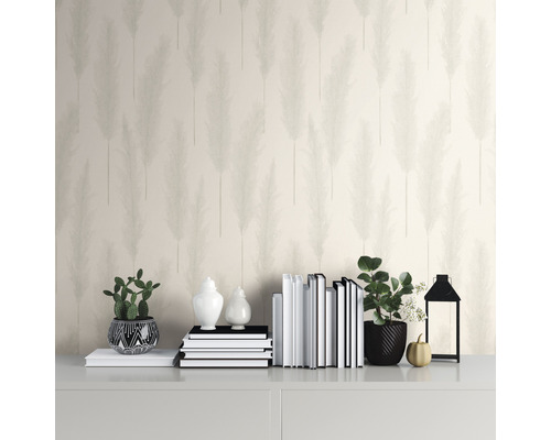 Decoratief behang met plantmotief in een heldere kamer