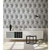 Woonkamer met driedimensionaal designbehang, dressoir, kruk en vloerkleed