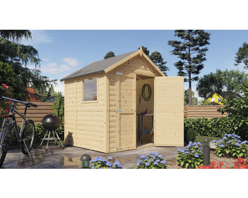 Houten tuinhuis met open deuren, raam en gereedschap