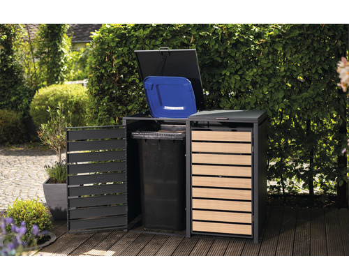 Afvalcontainer ombouw met houten elementen in de tuin