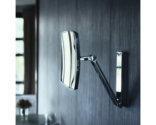 Verstelbare wandspiegel voor badkamer