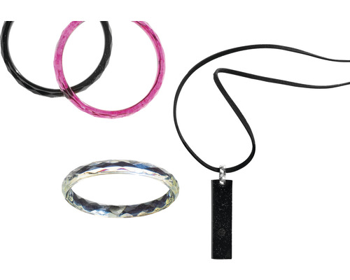 Sieradenset met halsketting, ring en armbanden