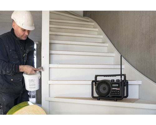 "Ambachtsman schildert trap