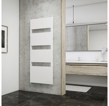 Moderne badkamer met witte radiator en wastafelonderkast
