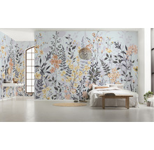 Slaapkamer met bloemen fotobehang, bed en licht interieur