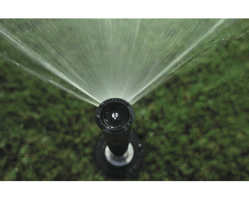 Irrigatiesysteem met werkende watersproeier