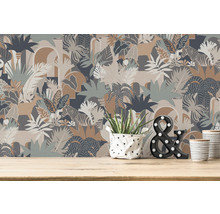 Behang met jungle motieven en dierlijke afbeeldingen