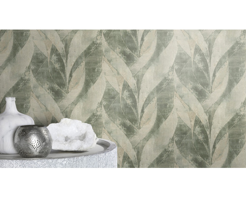 Behang met bladerenpatroon in een woonkamer