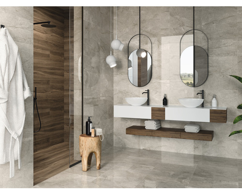 Moderne badkamer met douche, wastafel en spiegel Moderne badkamer met douche, wastafel en spiegel