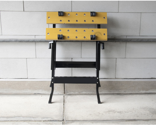 Werkbank met twee spanklauwen en metalen frame