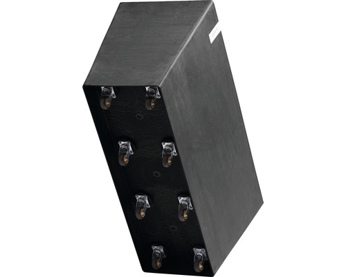 Zwarte plantenbak op wielen