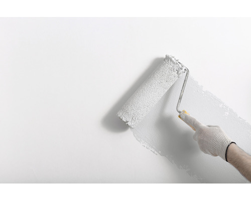 Verf wordt aangebracht met een verfroller