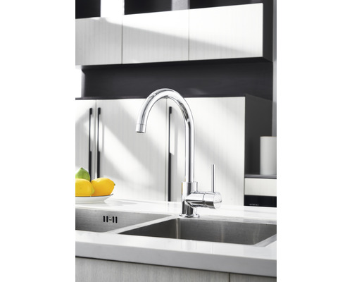 Keukenspoelbak met eenhendelmengkraan voor keukenkasten