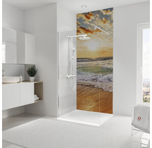 Moderne badkamer met douchecabine, wastafel en spiegelkast