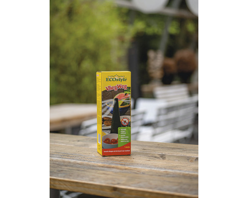 EcoStyle VliegWeg vliegenval op een houten tafel buiten