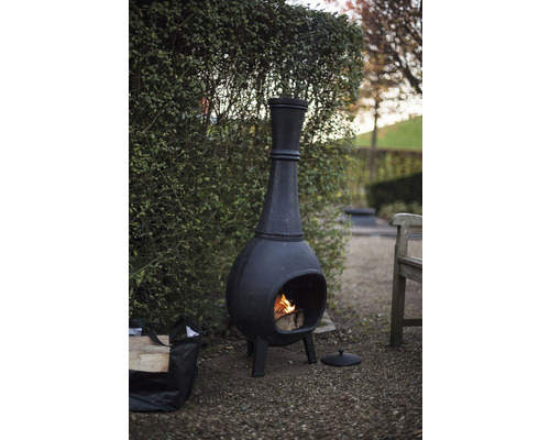 Gietijzeren tuinhaard met houtkachel voor buiten