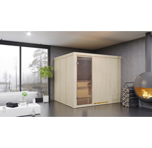 Lichte badkamer met houten sauna, vrijstaand bad en open haard
