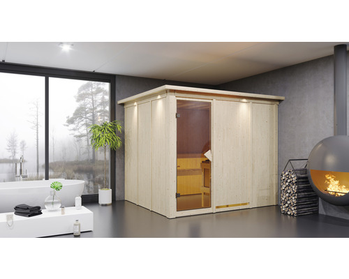 Badkamer met sauna, bad en houtkachel