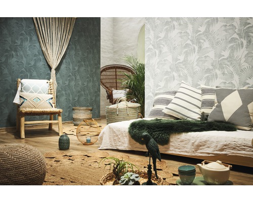 Decoratieve kamer met meubels en accessoires in bohemien stijl