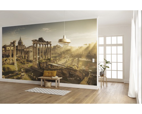 Lichte kamer met een fotobehang waarop het Forum Romanum staat afgebeeld.