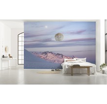 Woonkamer met fotobehang berglandschap in de winter
