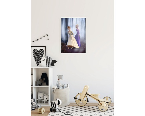 Ingelijste poster met Anna en Elsa uit Frozen in de kinderkamer
