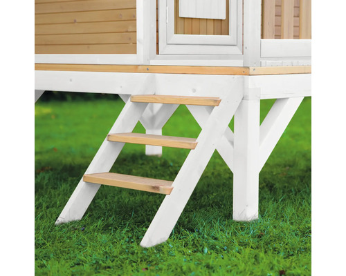 Houten trap voor speelhuis