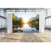 Kamerbeeld met berglandschap fotobehang op muur