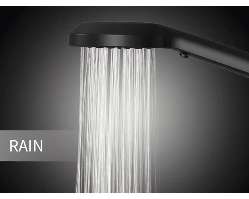 Douchekop met regensproeifunctie in werking