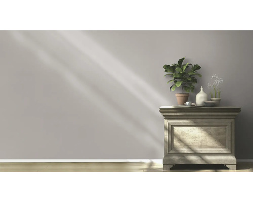 Decoratief dressoir met planten en decoratieve elementen voor een eenvoudige wand