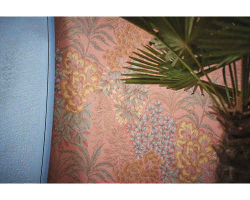 Behang met plantenmotief