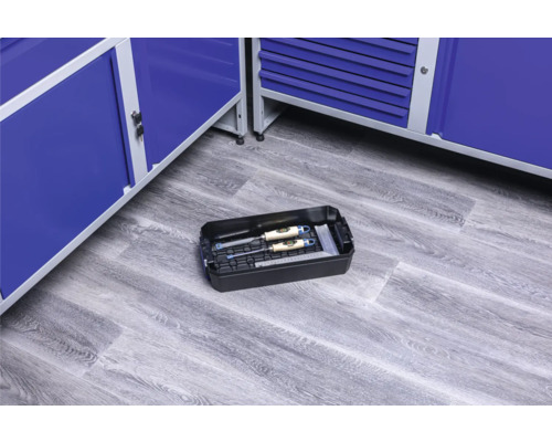 Gereedschapskoffer met steekbeitels en winkelhaak voor werkplaatskasten