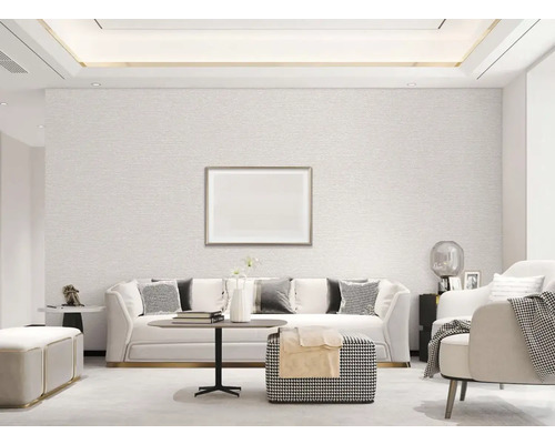 Lichte woonkamer met gestructureerd behang, bank en decoratie