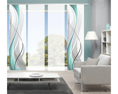 Woonkamer met schuifgordijnen met golfpatroon