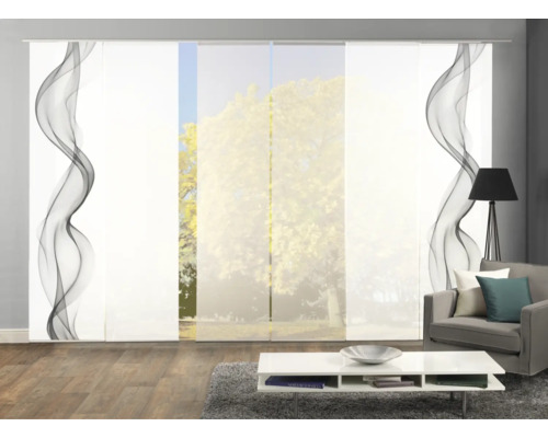 Kamer met schuifgordijnen met rookpatroon