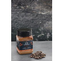 No Rubbish No Mercy Coffee Dry Rub met espresso, peper en paprika naast koffiebonen