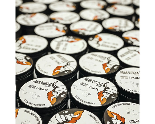 Veel blikken Valhal Outdoor onderhoudsolie voor gietijzer