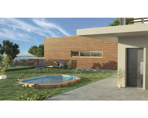 Scene met houten zwembad, tuinmeubelen en groene omgeving voor een woonhuis