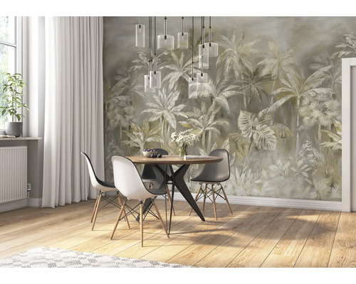 Eetkamer met eettafel, stoelen, hanglampen en muurschildering met plantmotieven