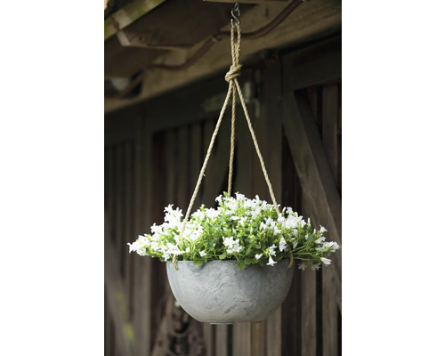 Hangmand met witte bloemen en touwophanging